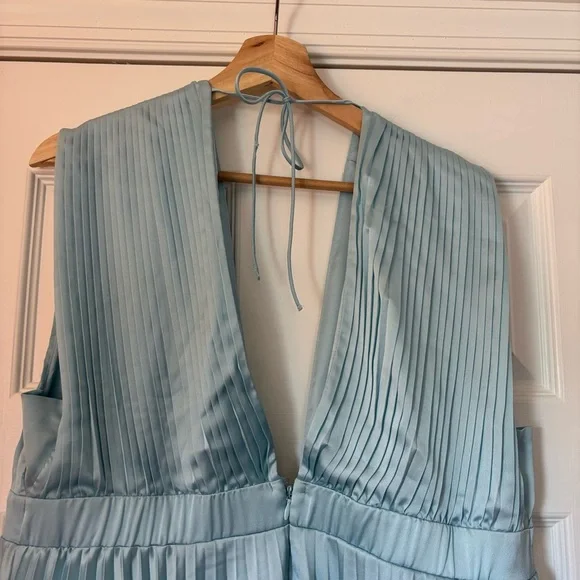 Abercrombie & Fitch Plunge Pleated Satin Mini Dress Sky Blue XLT Tall Long NWT - Picture 14 of 16